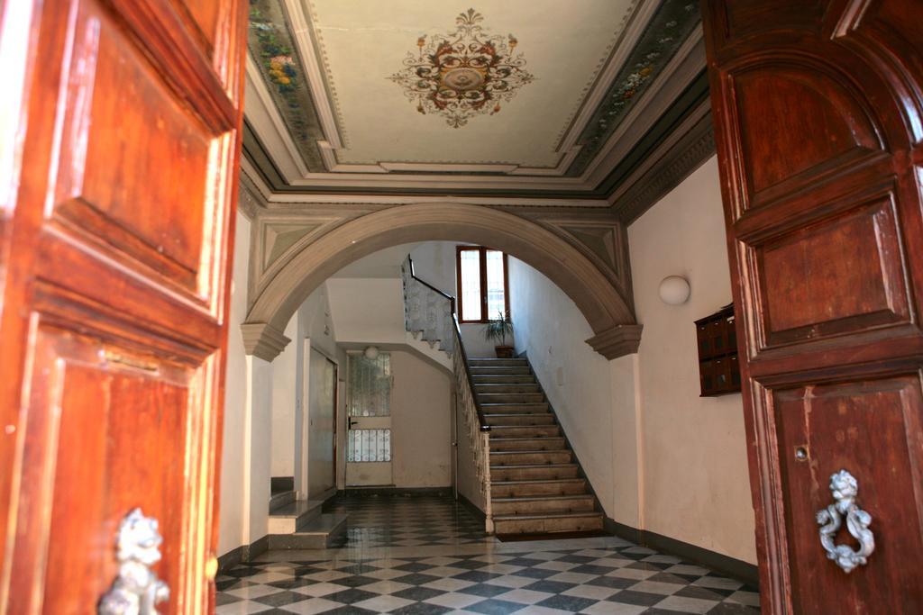 Domus Antonella A Trastevere โรม ภายนอก รูปภาพ